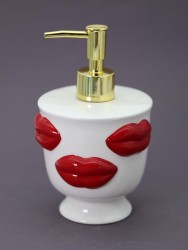 Дозатор для жидкого мыла «Sensual lips»