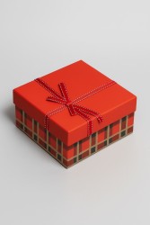 Подарочная коробка «Black and red cell», 16*16*7.5