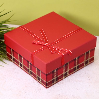 Подарочная коробка «Black and red cell», 18*18*8.5