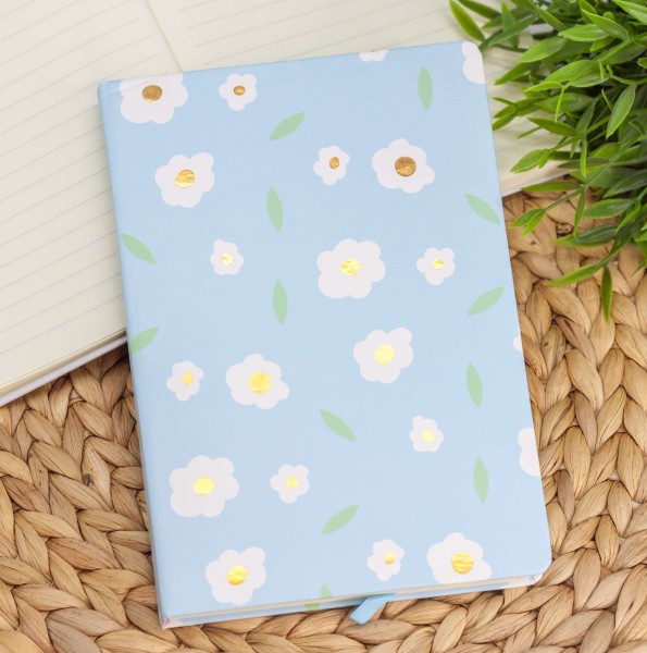 Блокнот (A5) "Flowers and leaves", light blue (14.5*21) 