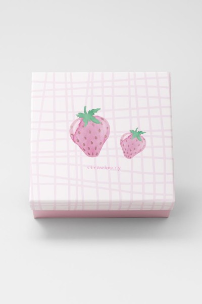 Подарочная коробка «Two strawberry», 16*16*7.5 