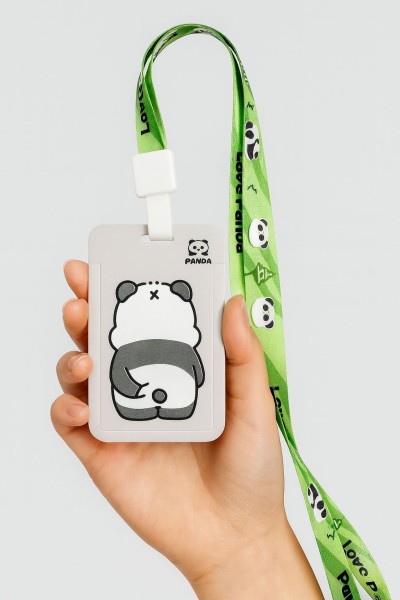 Футляр для карт на ленте "Panda's back" 