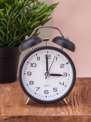 Часы-будильник "Classic model", black (14,2х10,3 см)