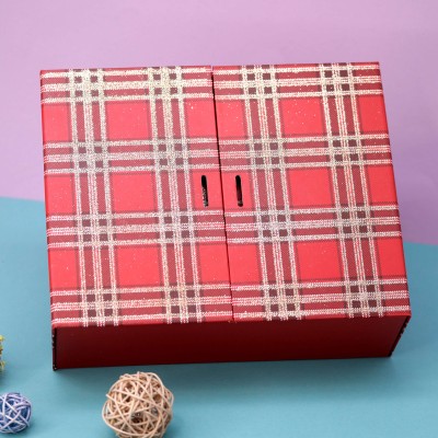 Подарочная коробка «Red bow», 18.5*13*7