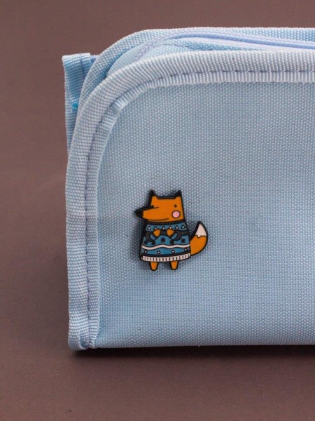 Значок металлический iLikeGift "Cozy fox" 
