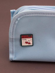 Значок металлический iLikeGift "Cherry time portal"