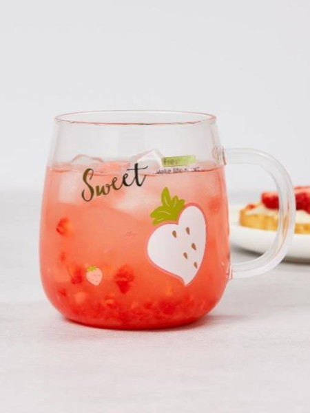 Кружка стеклянная "Love in strawberries", white (470 мл) 