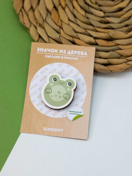 Значок ECO из дерева FROG 