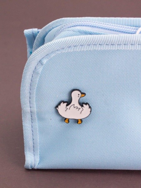 Значок металлический iLikeGift "Tail of a goose" 