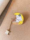 Значок металлический iLikeGift "Moon fishercat"