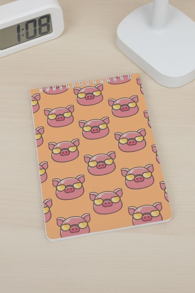 Скетчбук «Many cool pigs with glasses», 14х20 см,  плотность 100 гр 