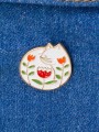 Значок металлический iLikeGift "Cat with flowers"