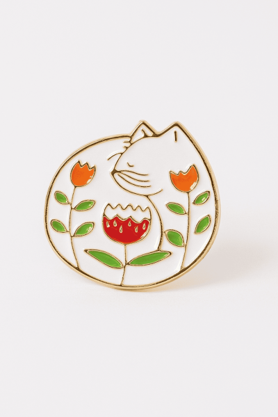 Значок металлический iLikeGift "Cat with flowers" 