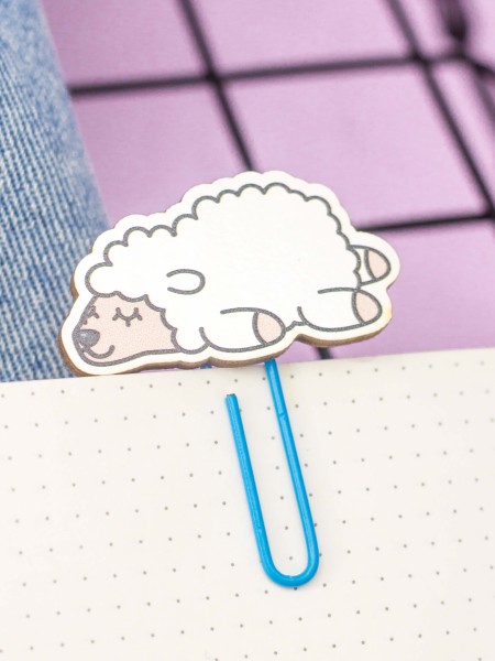 Закладка – скрепка "Sleeping Sheep" 