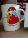 Кружка керамическая "Berry hug"