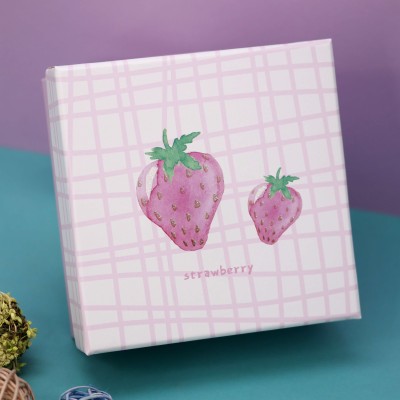 Подарочная коробка «Two strawberry», 18*18*8.5