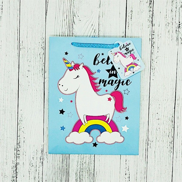 Пакет подарочный "Unicorn believe in magic",S 