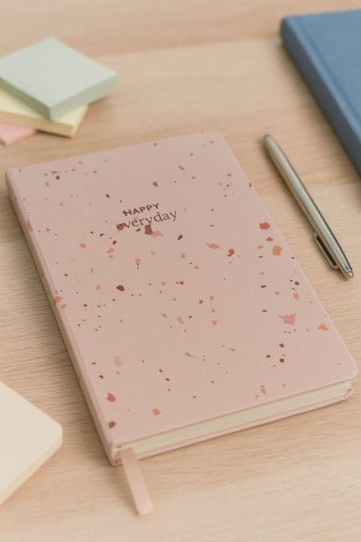 Блокнот (А5) "Paint splatter", beige (14.5*21) 