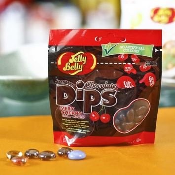 Драже жевательное Chocolate Dips с вишней в шоколаде пакет 80г 