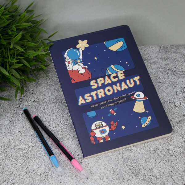 Блокнот (А5) "Space astronaut robot", black 