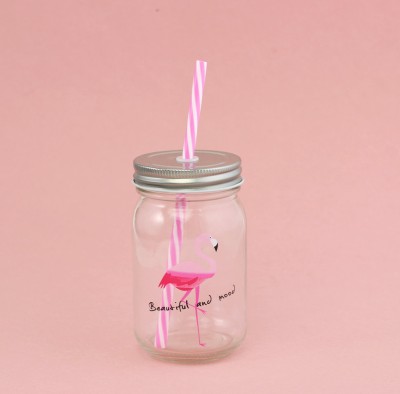 Кружка банка для напитков с трубочкой "Flamingo: beautiful and mood" (серая крышка)