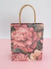 Пакет подарочный «Flower hugs», red (21*25.5*10)