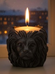 Свеча декоративная с подсвечником "Лев" (7,5х8х7 см)