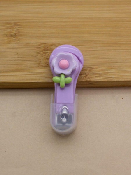 Маникюрный инструмент "Cute flower", purple 
