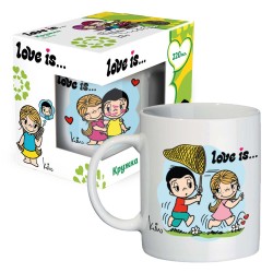 Кружка  "Love is...", в подарочной упаковке, фарфор (220 мл)