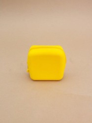 Кошелек силиконовый желтый 6*6 см